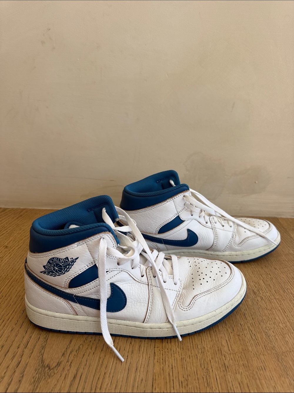 Jordan Kids Mid-Top Sneakers in White and Blue